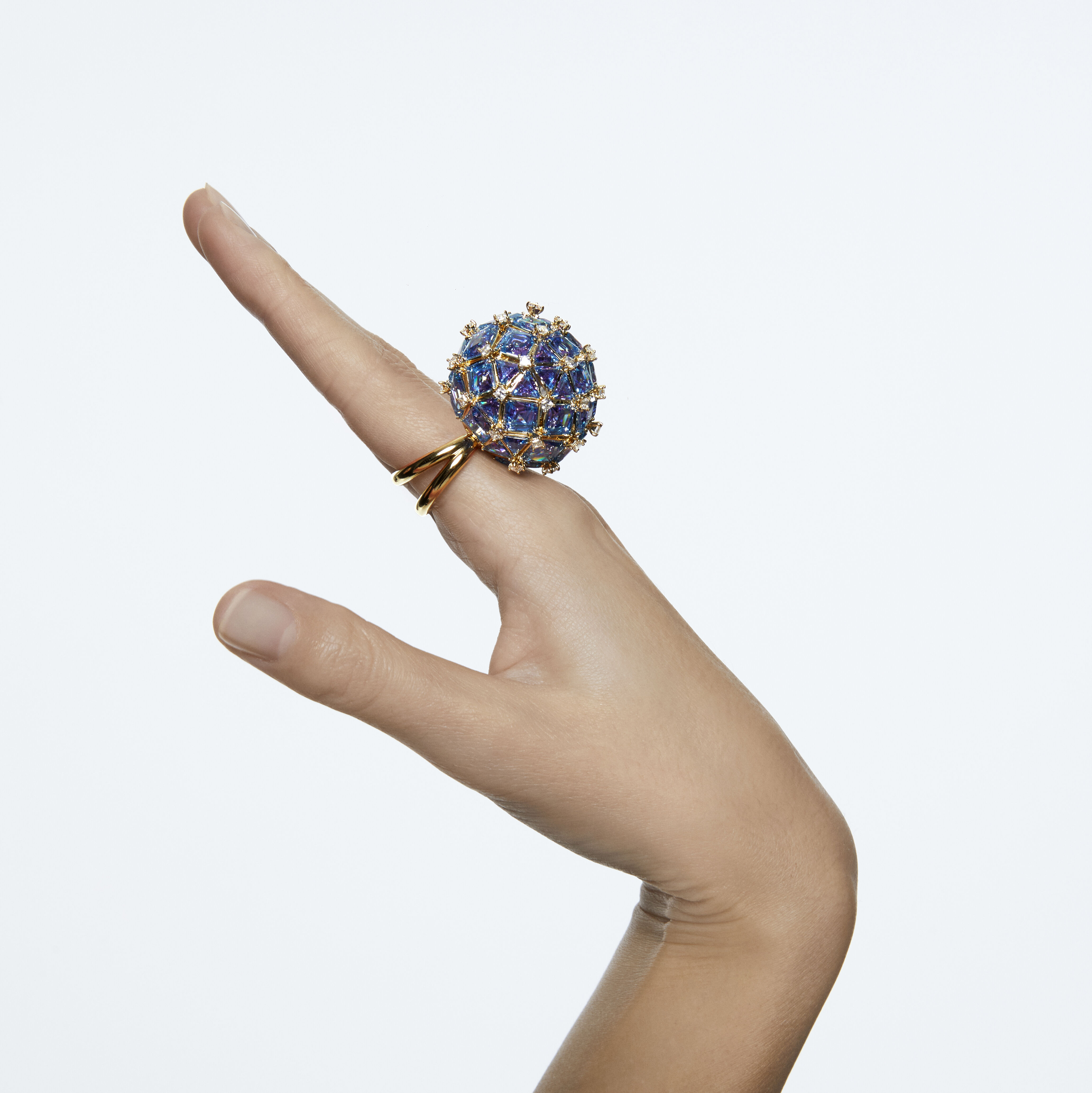 Swarovski best sale circle ring